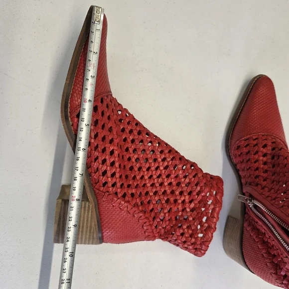Free people In The Loop Red Leather Woven ankle  Boots - Picture 10 of 15